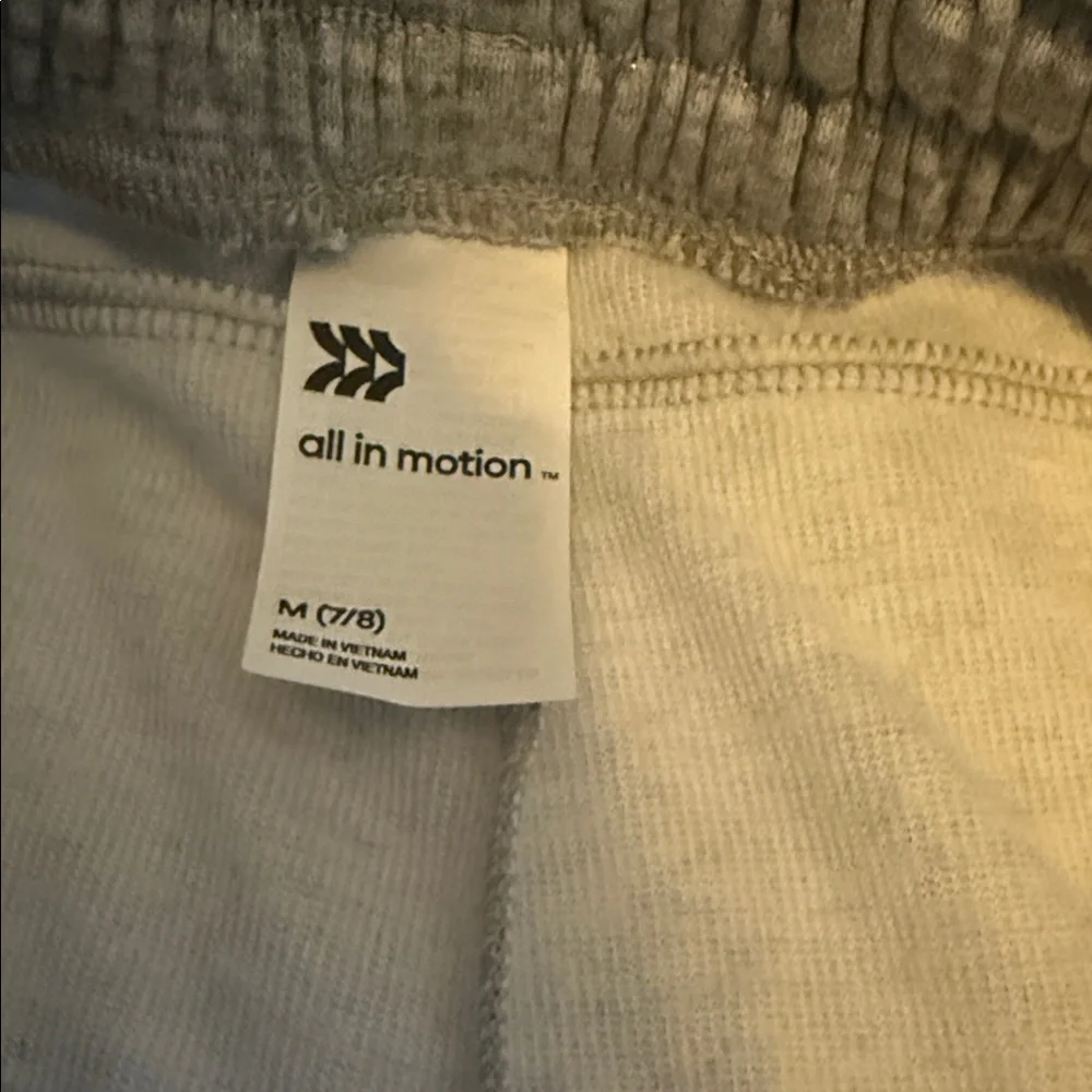 All in Motion Cozy Gray Joggers Girls Medium 7/8 NWT